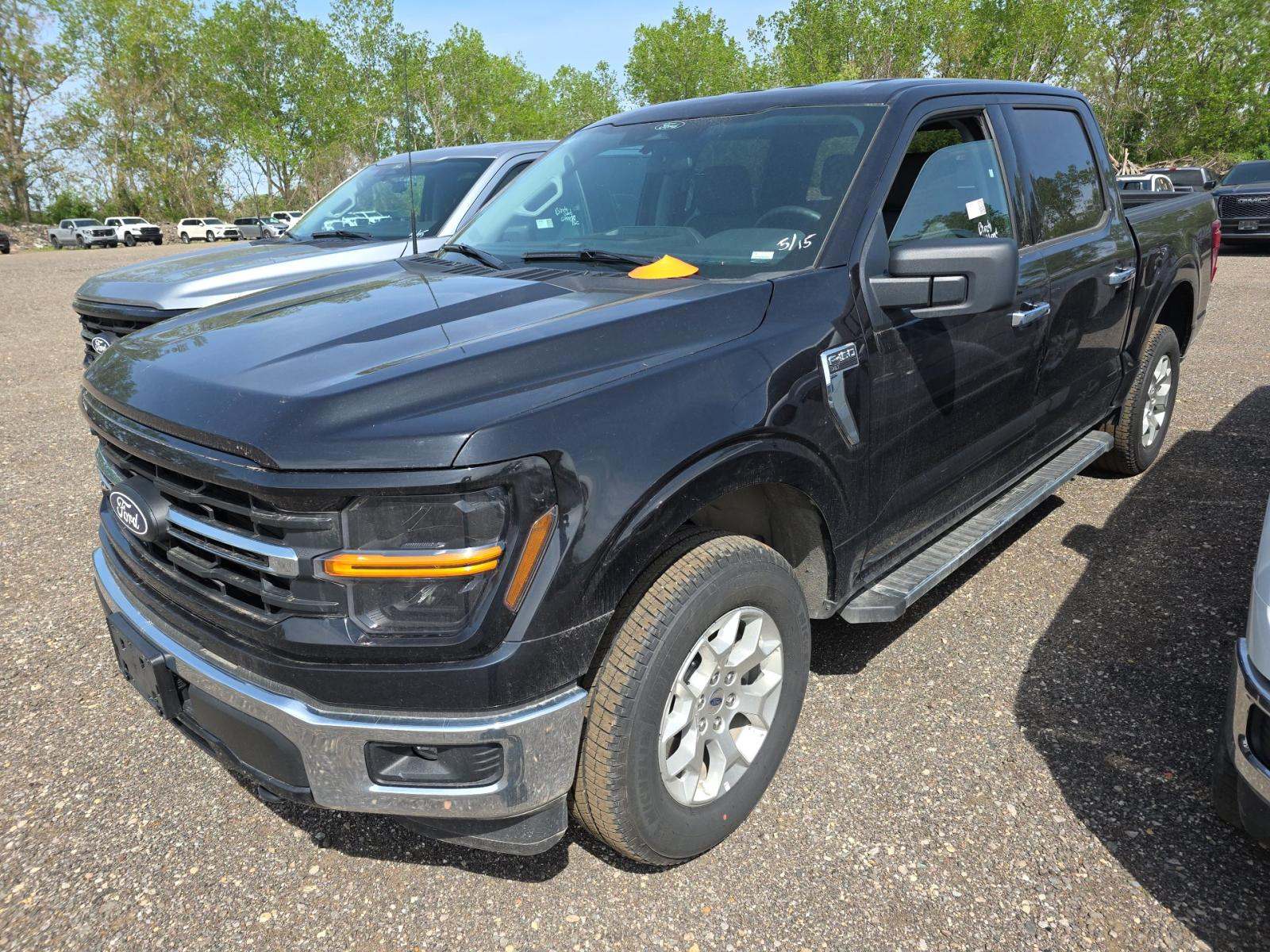2025 Ford F-150 XLT AWD