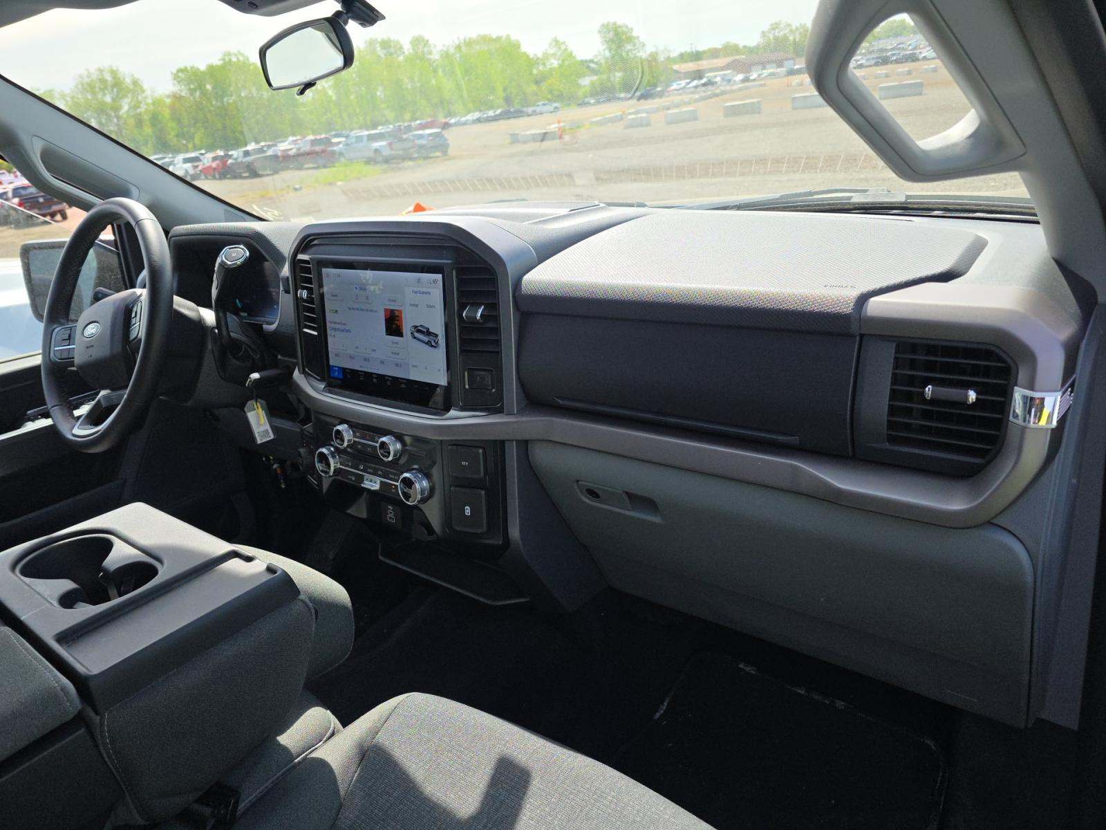 2025 Ford F-150 XLT AWD