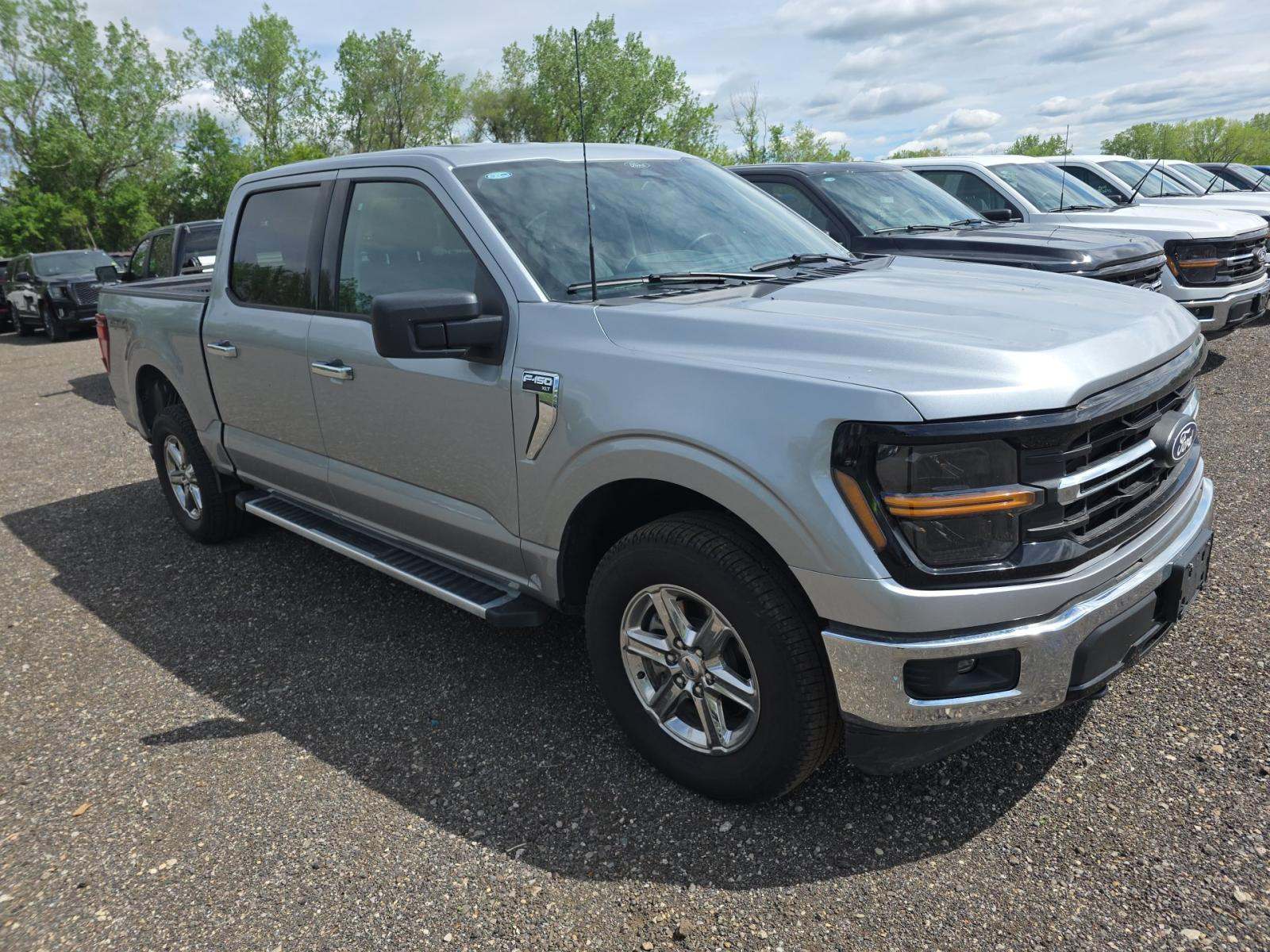 2025 Ford F-150 XLT AWD