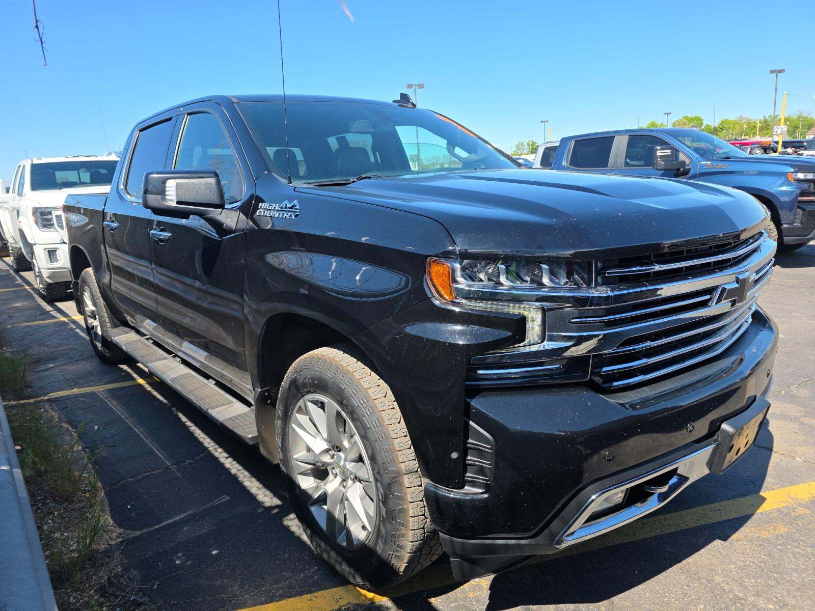 2022 Chevrolet Silverado 1500 High Country AWD