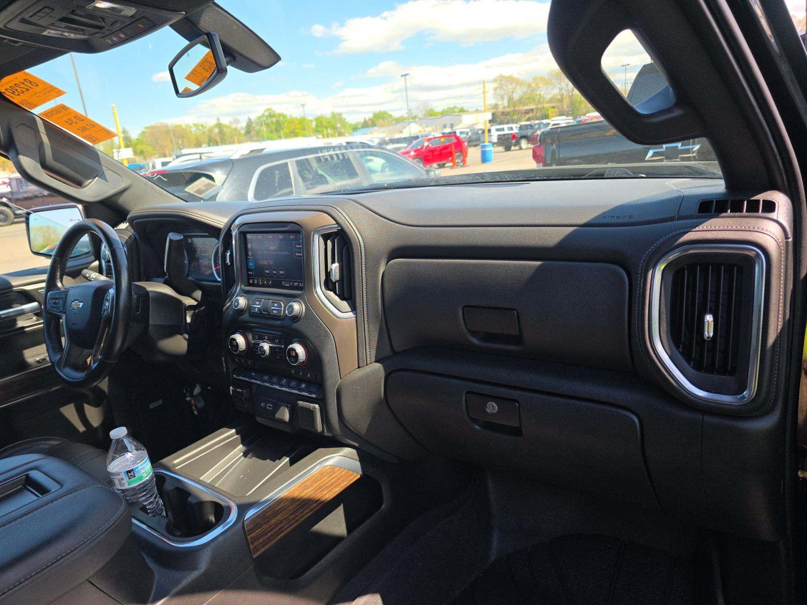 2022 Chevrolet Silverado 1500 High Country AWD
