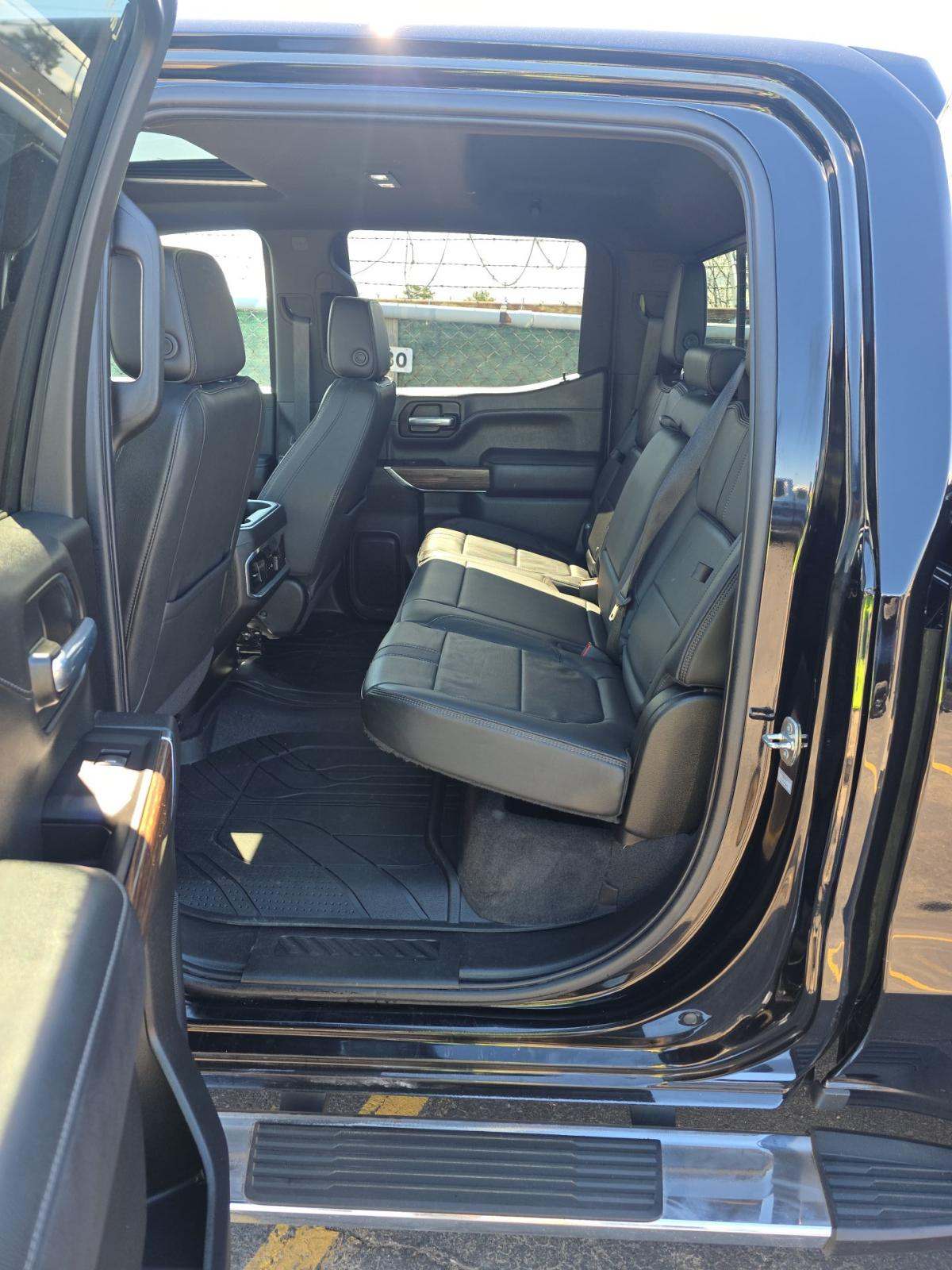2022 Chevrolet Silverado 1500 High Country AWD