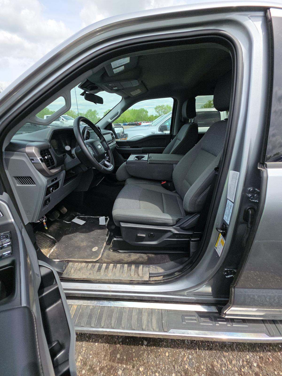 2025 Ford F-150 XLT AWD
