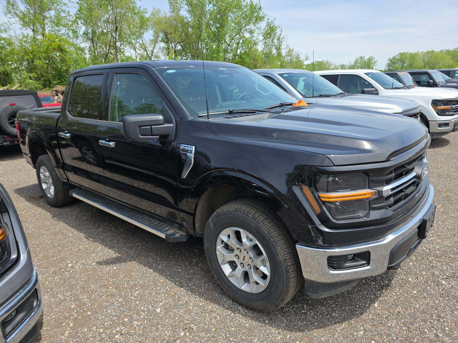 2025 Ford F-150 XLT AWD