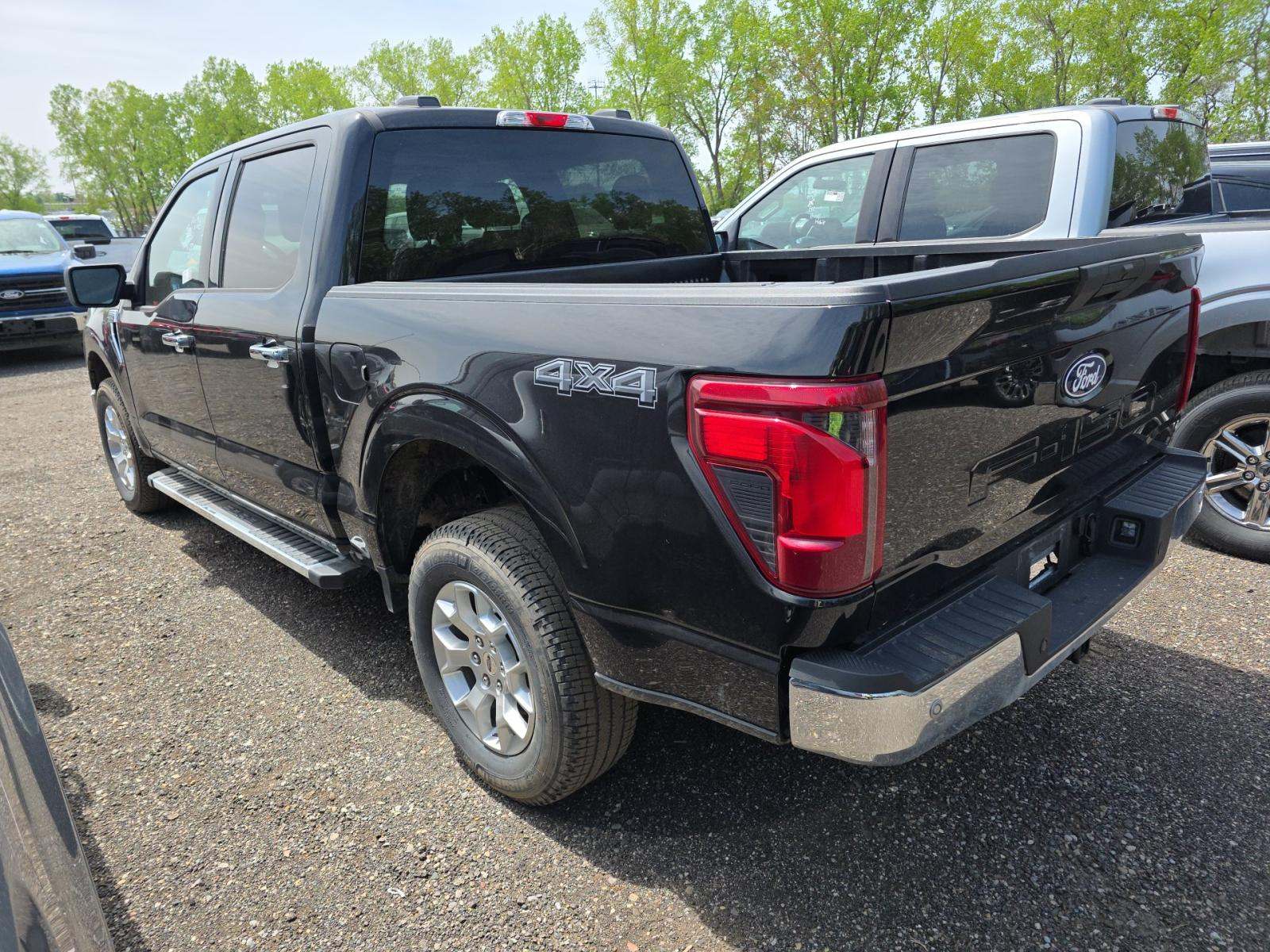 2025 Ford F-150 XLT AWD