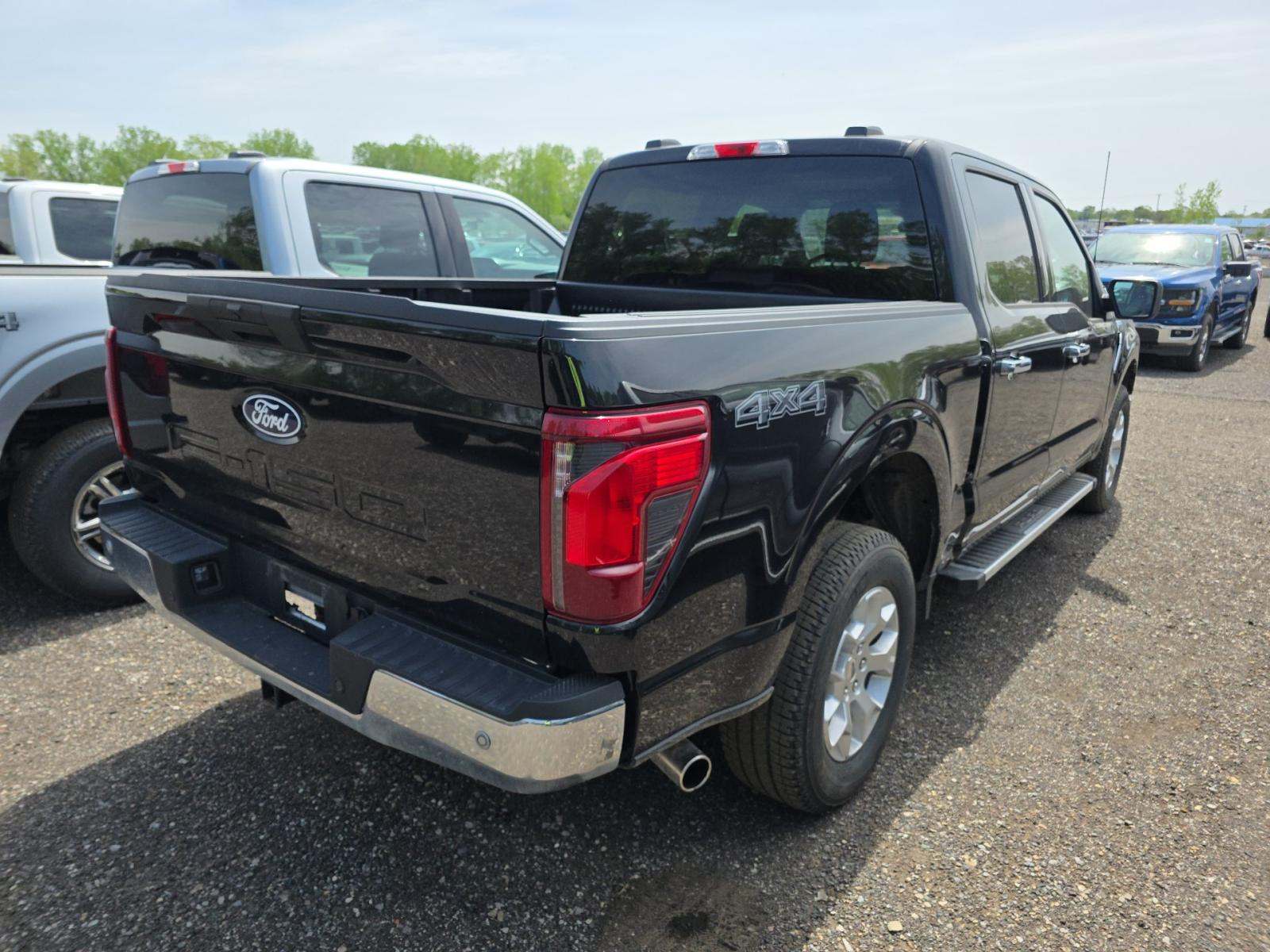 2025 Ford F-150 XLT AWD