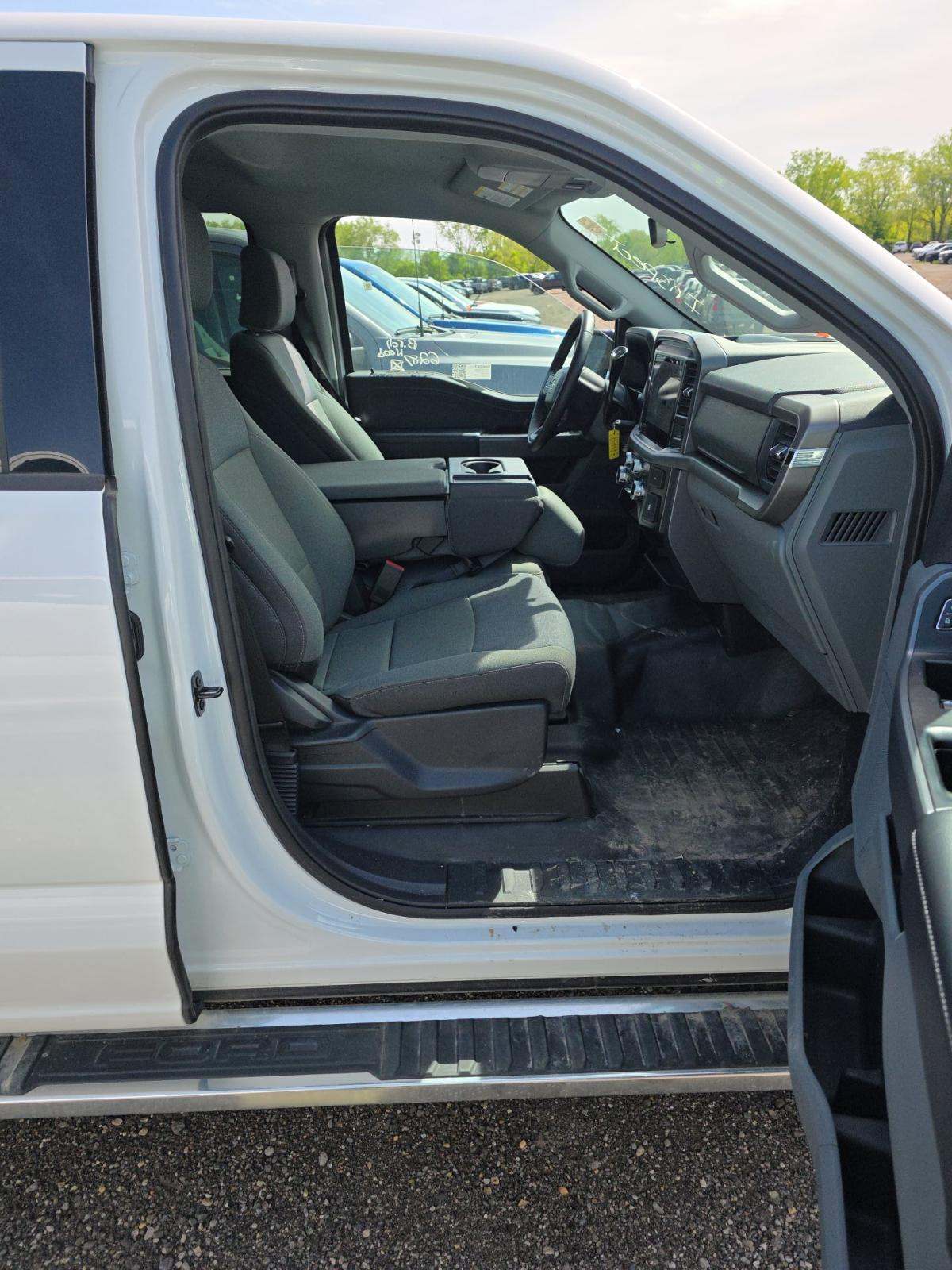 2025 Ford F-150 XLT AWD