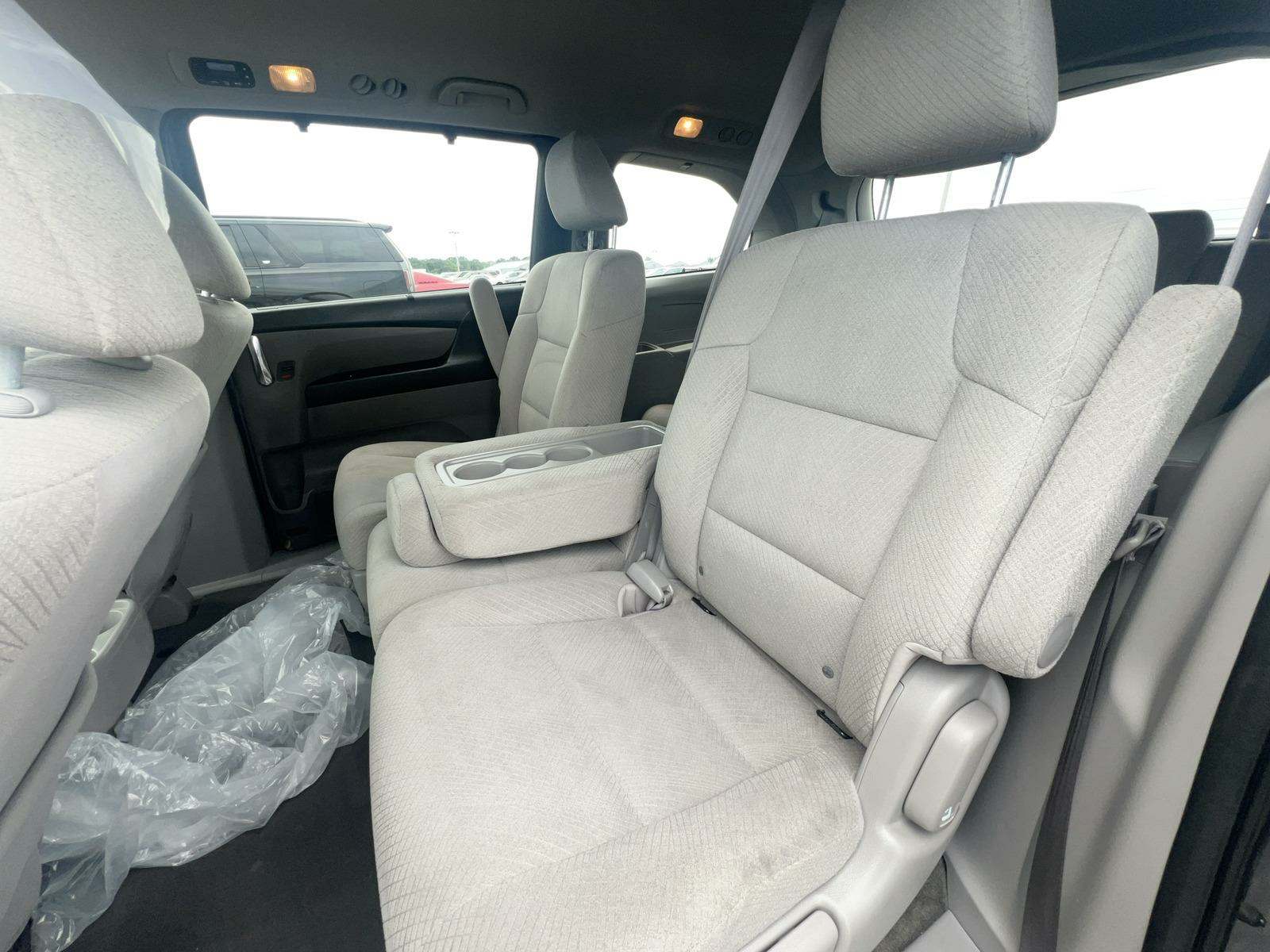 2016 Honda Odyssey SE FWD