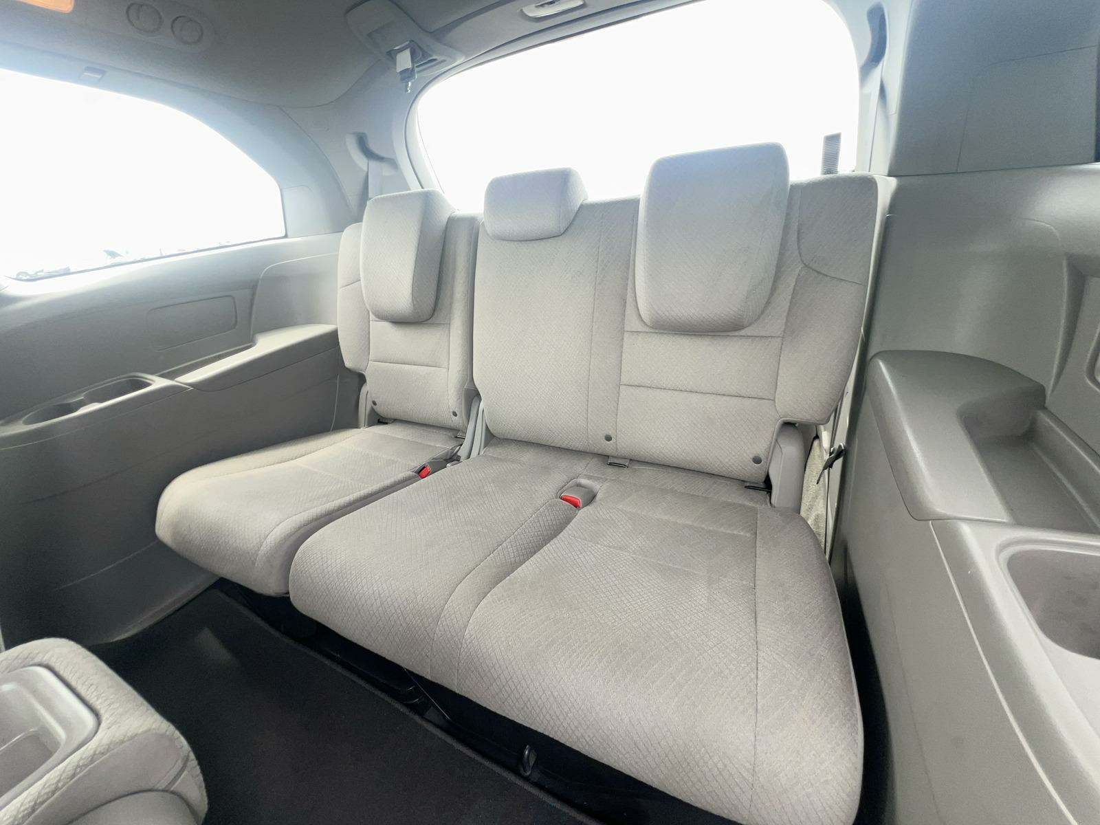 2016 Honda Odyssey SE FWD