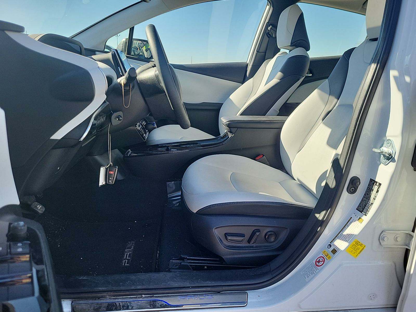 2022 Toyota Prius Limited FWD