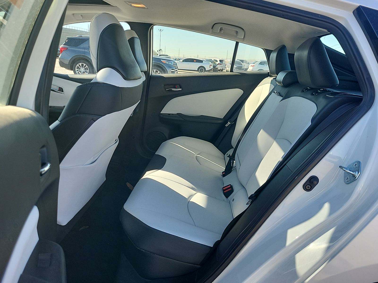 2022 Toyota Prius Limited FWD