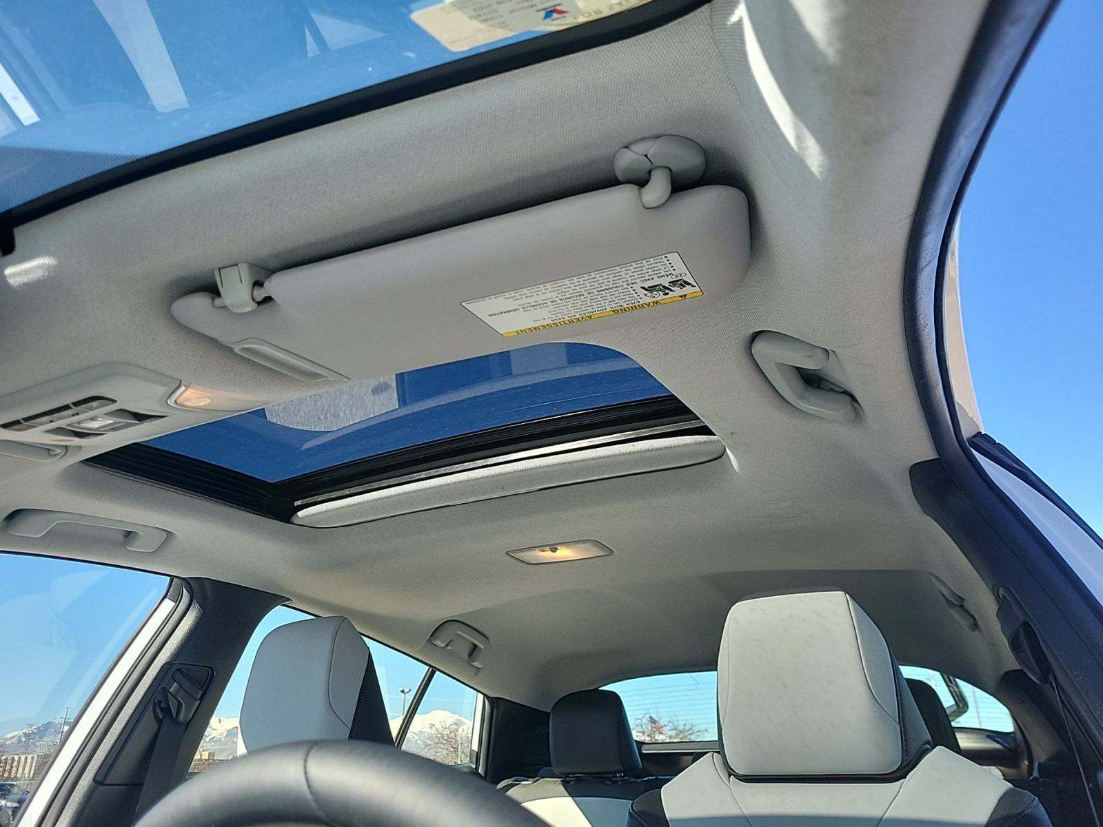 2022 Toyota Prius Limited FWD