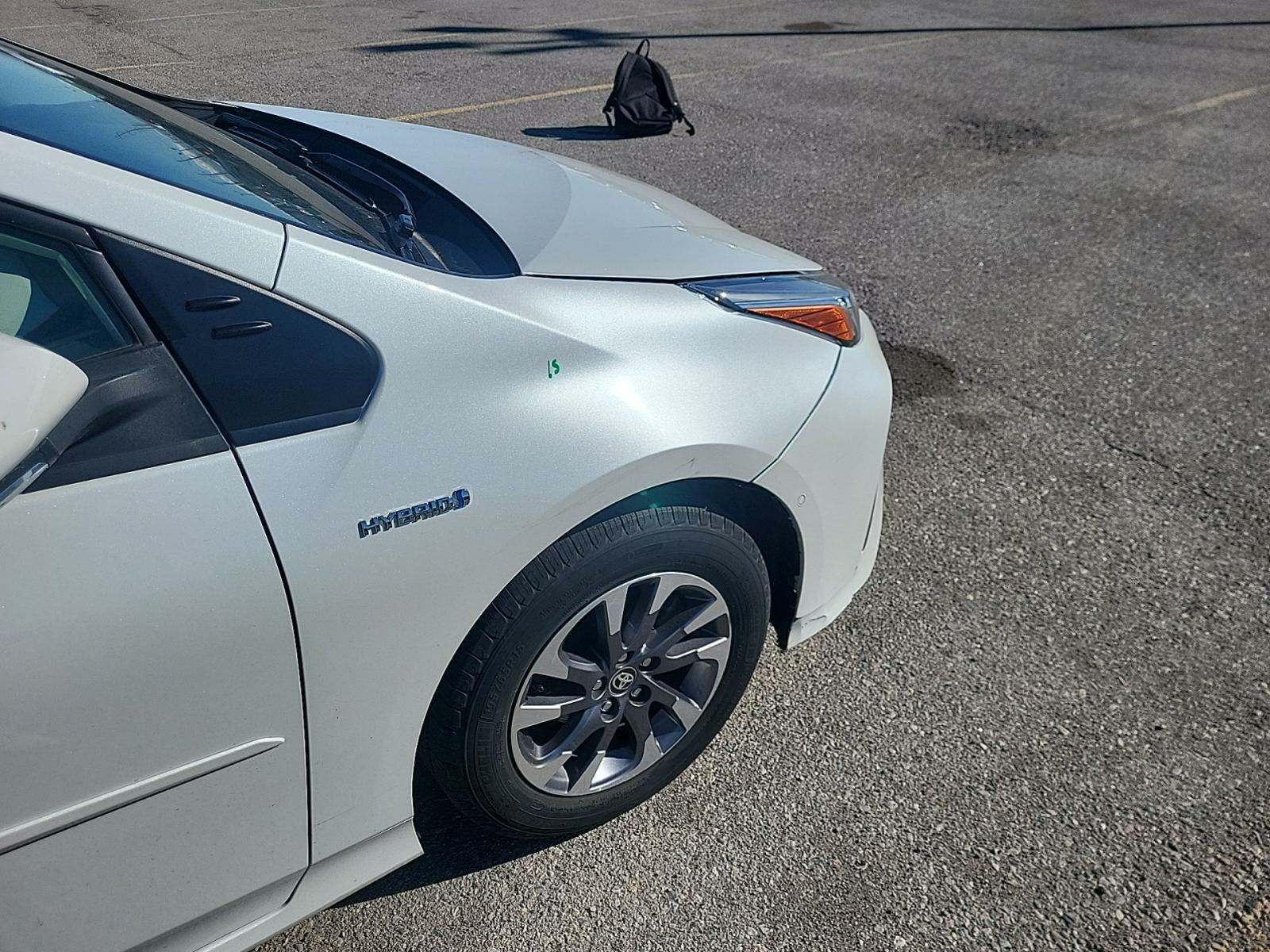 2022 Toyota Prius Limited FWD