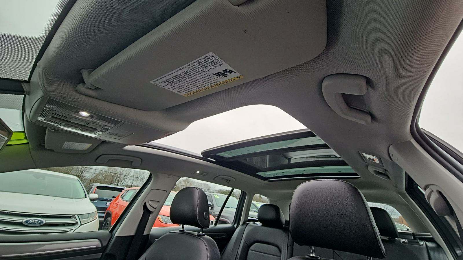 2017 Volkswagen Golf SEL AWD