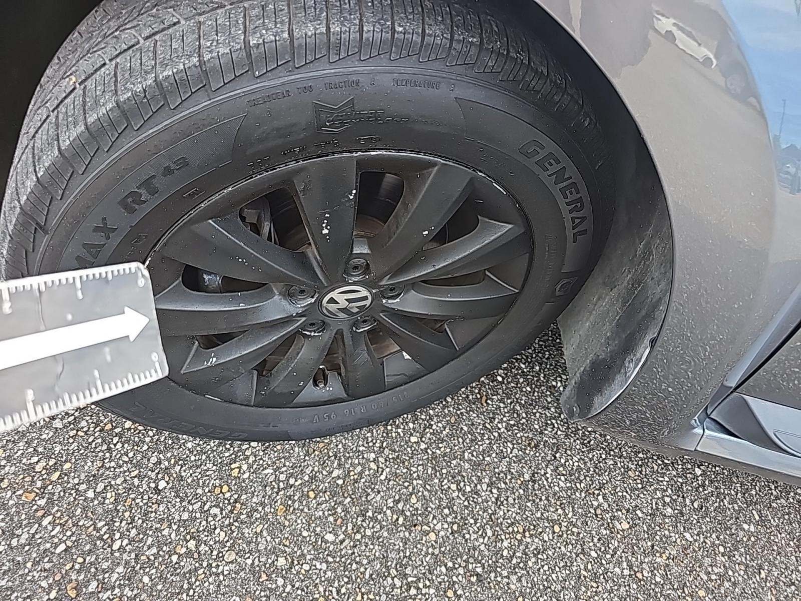 2017 Volkswagen Beetle 1.8T S FWD