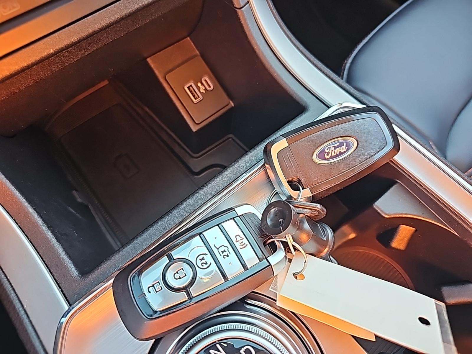 2022 Ford Edge SEL AWD