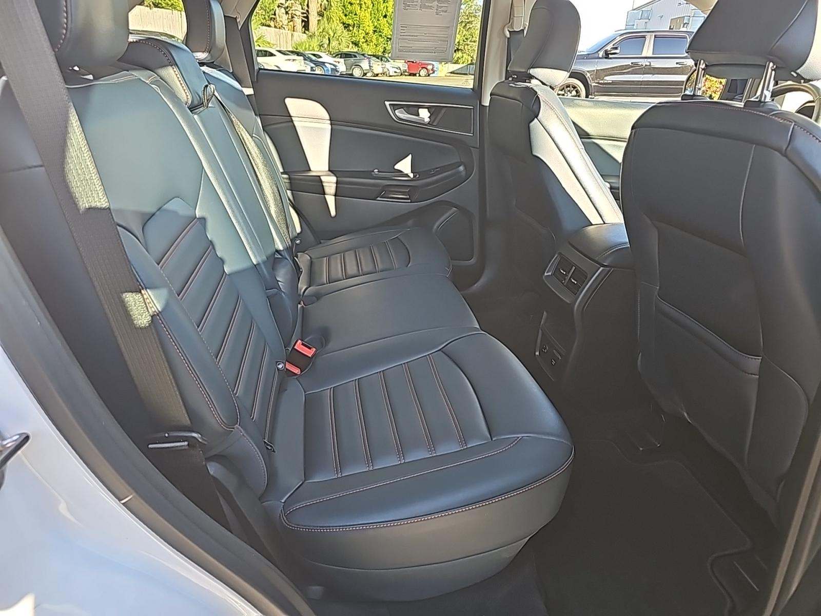 2022 Ford Edge SEL AWD