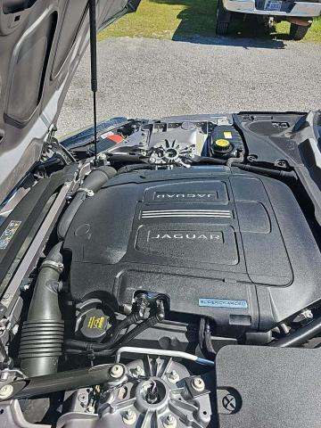 2015 Jaguar F-TYPE R RWD