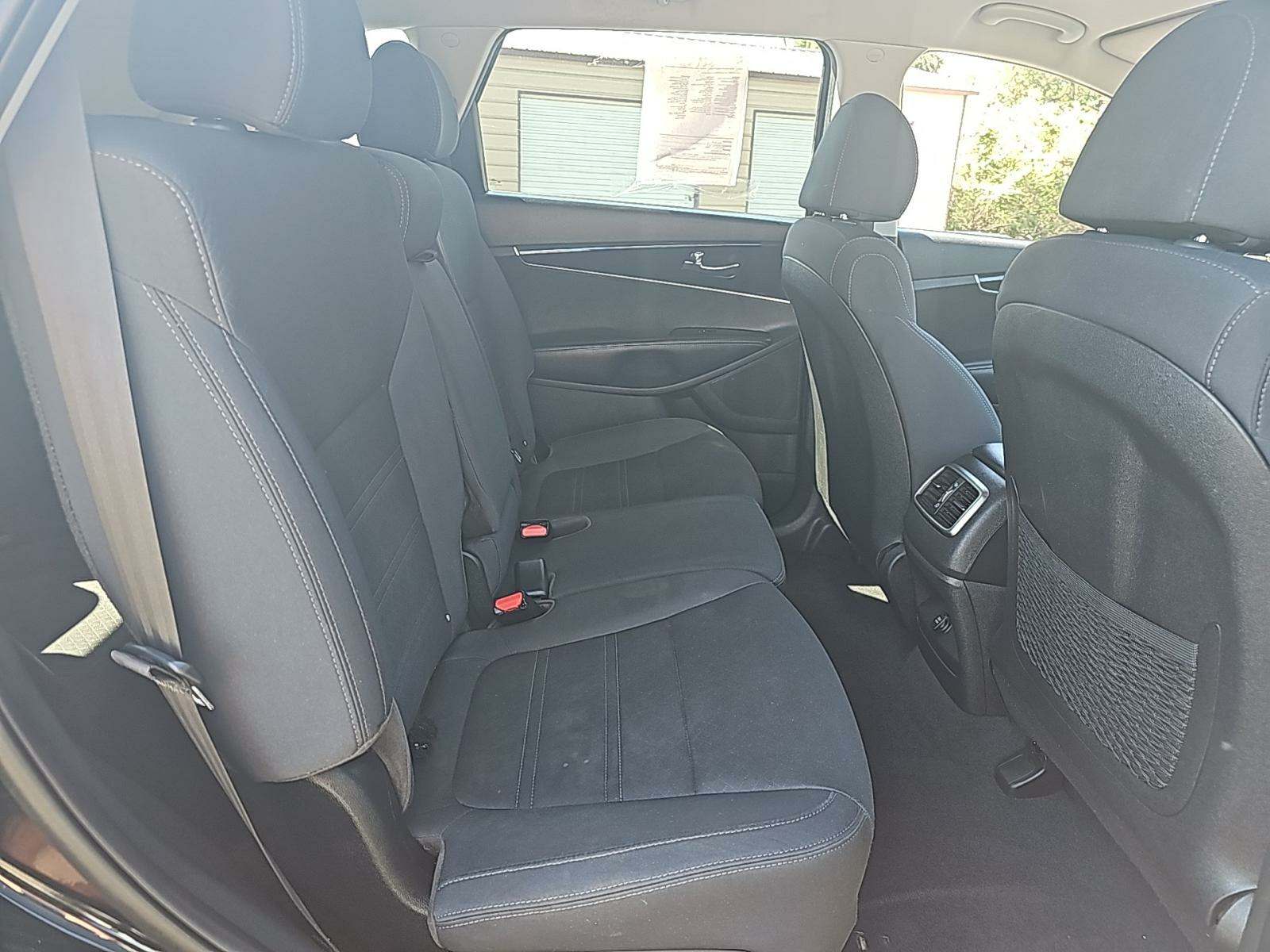 2020 Kia Sorento L FWD