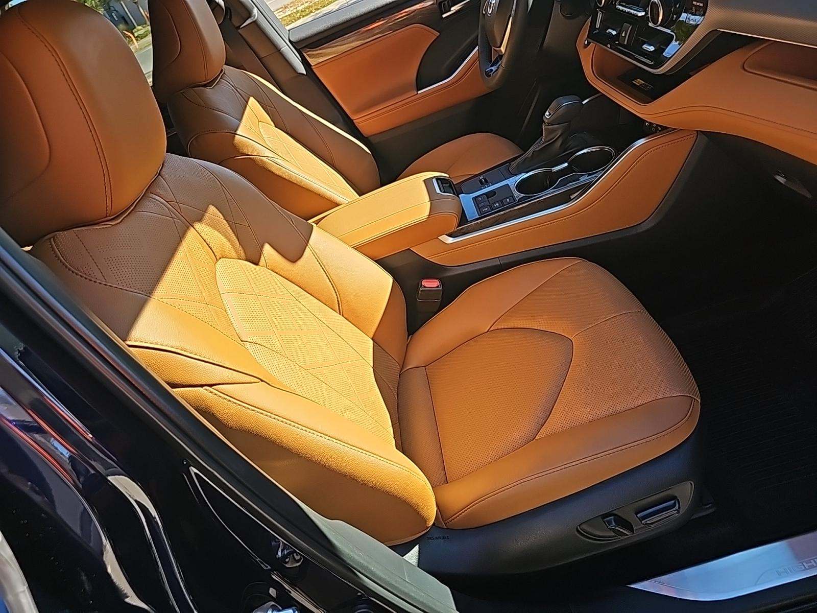 2025 Toyota Highlander Hybrid Platinum AWD