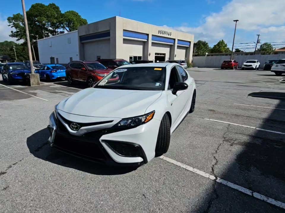2023 Toyota Camry SE FWD