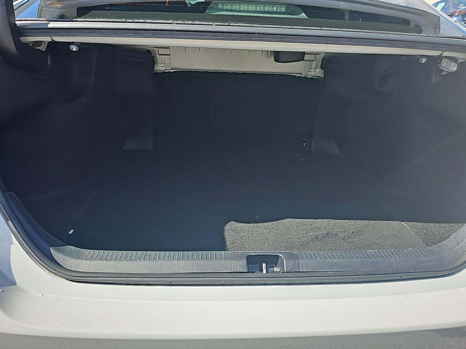 2023 Toyota Camry SE FWD