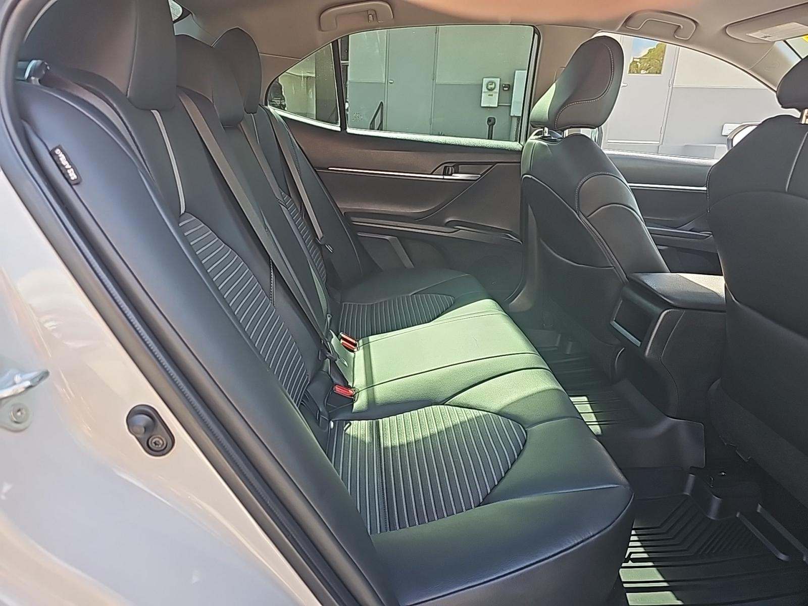 2023 Toyota Camry SE FWD