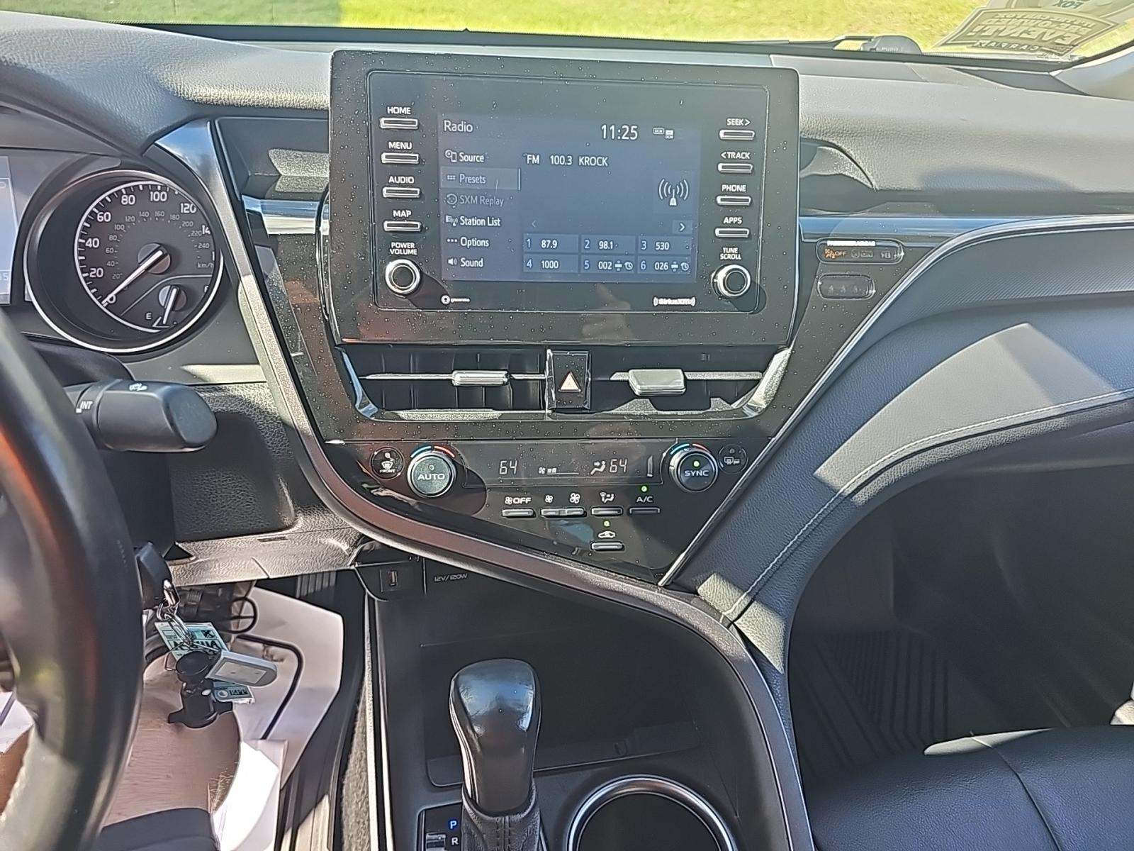 2023 Toyota Camry SE FWD