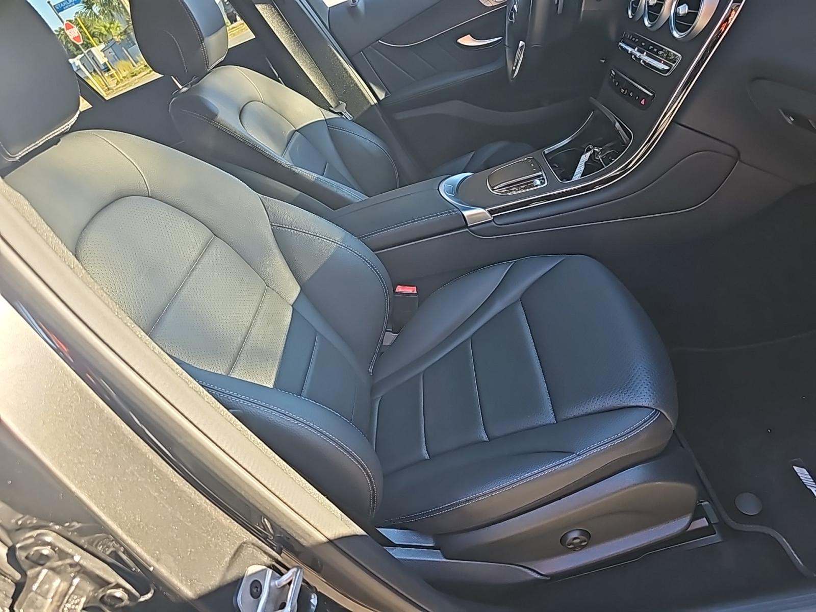 2022 Mercedes-Benz GLC GLC 300 AWD