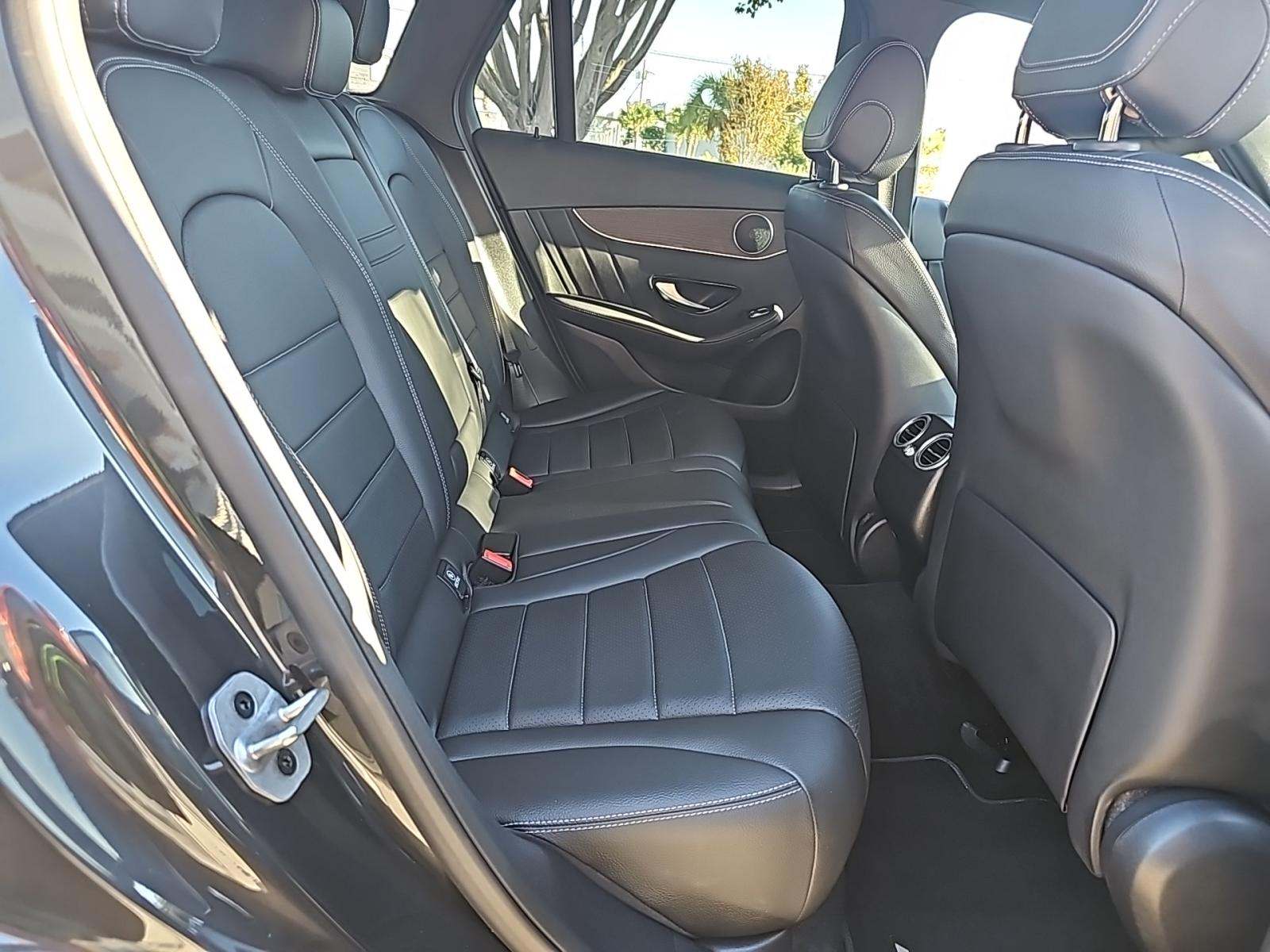 2022 Mercedes-Benz GLC GLC 300 AWD