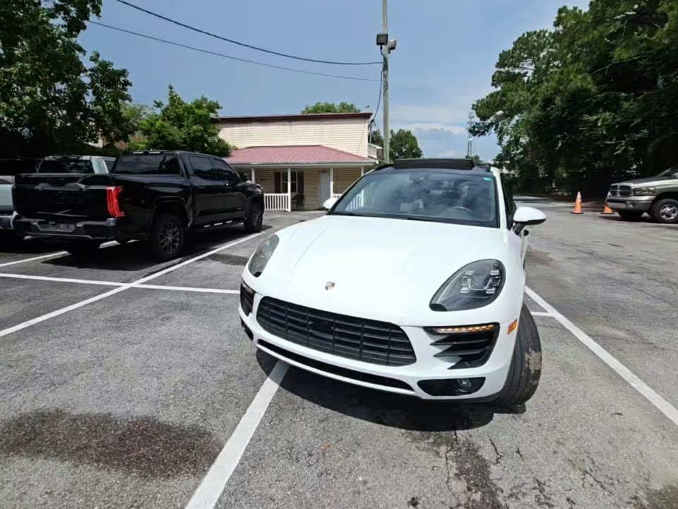 2018 Porsche Macan