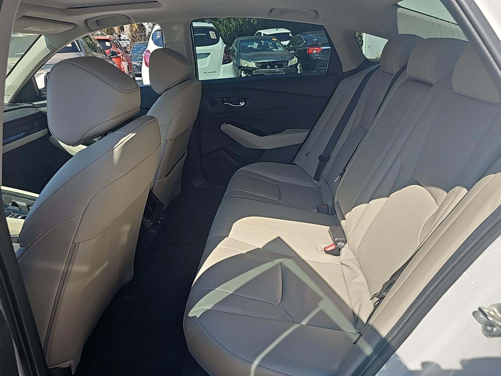 2024 Honda Accord Hybrid Touring FWD