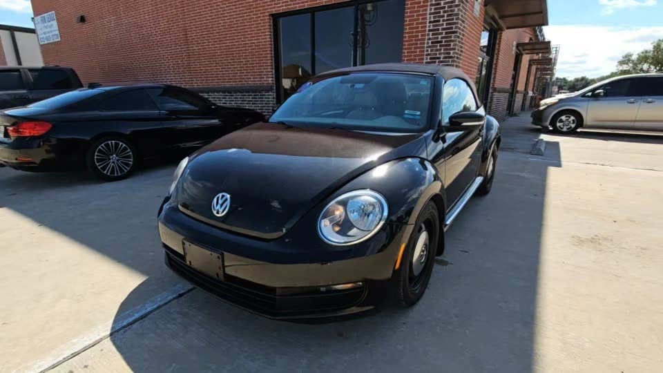 2015 Volkswagen Beetle Convertible 1.8T w/Technology