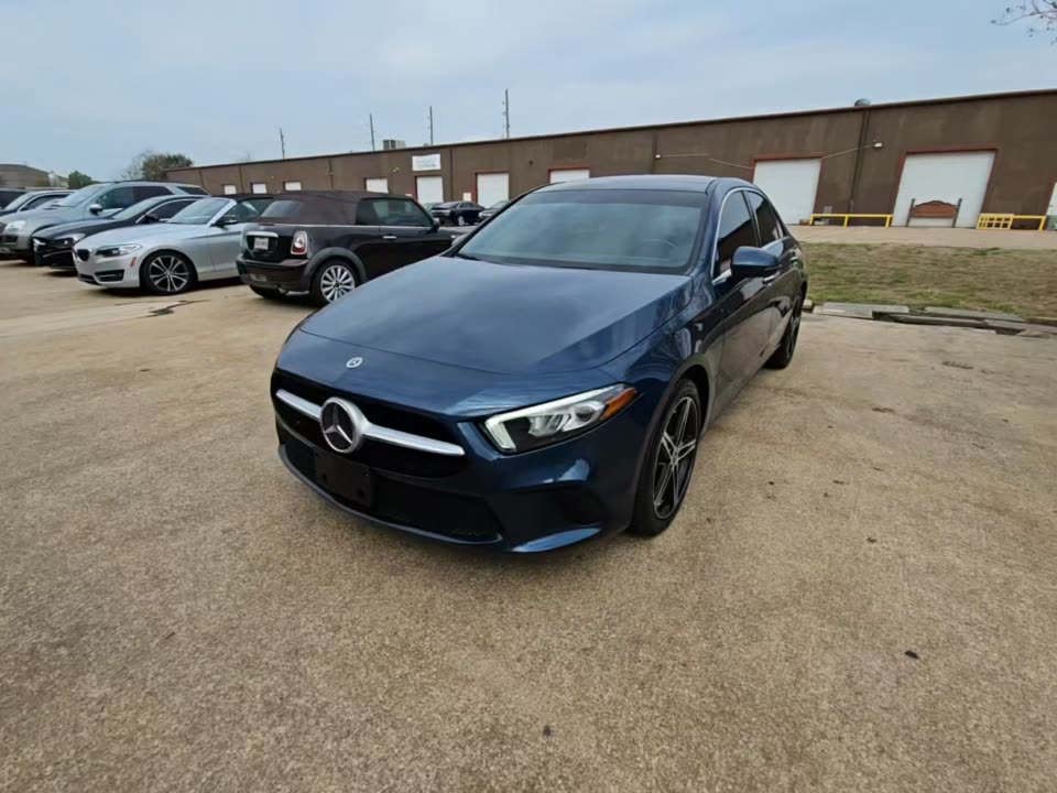 2021 Mercedes-Benz A 220 4MATIC