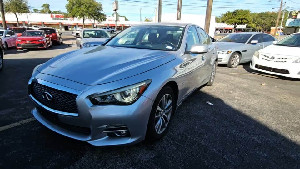 2015 INFINITI Q50 3.7