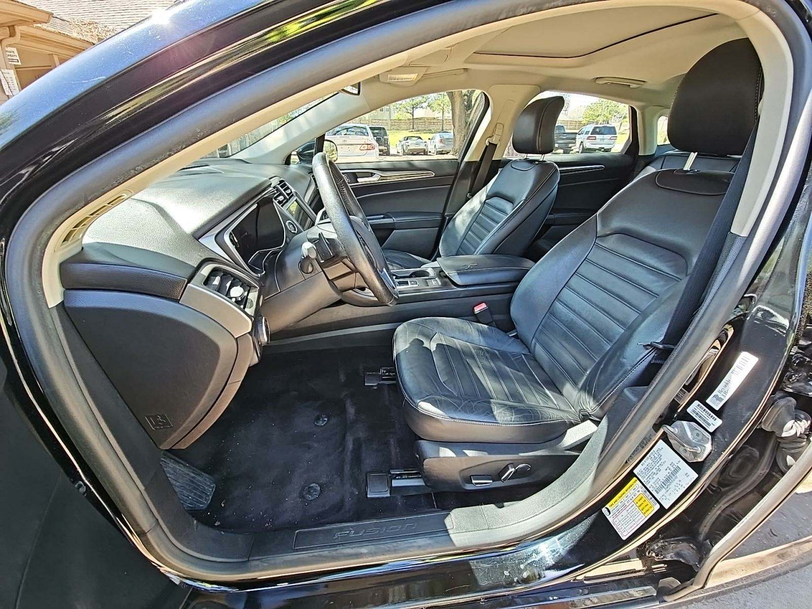 2017 Ford Fusion SE FWD