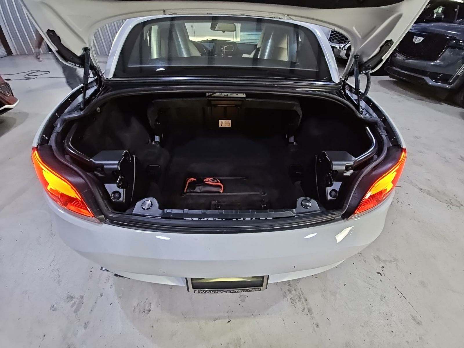 2011 BMW Z4 sDrive30i RWD