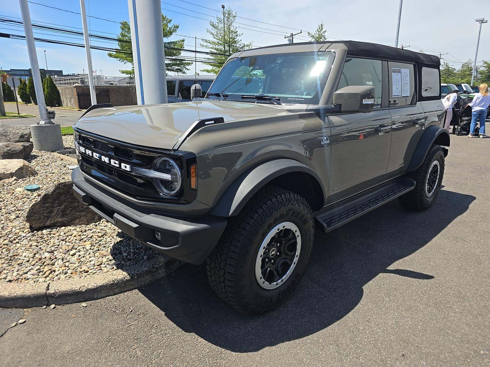 FORD BRONCO - 1