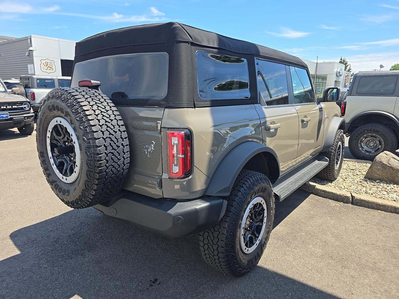 FORD BRONCO - 3