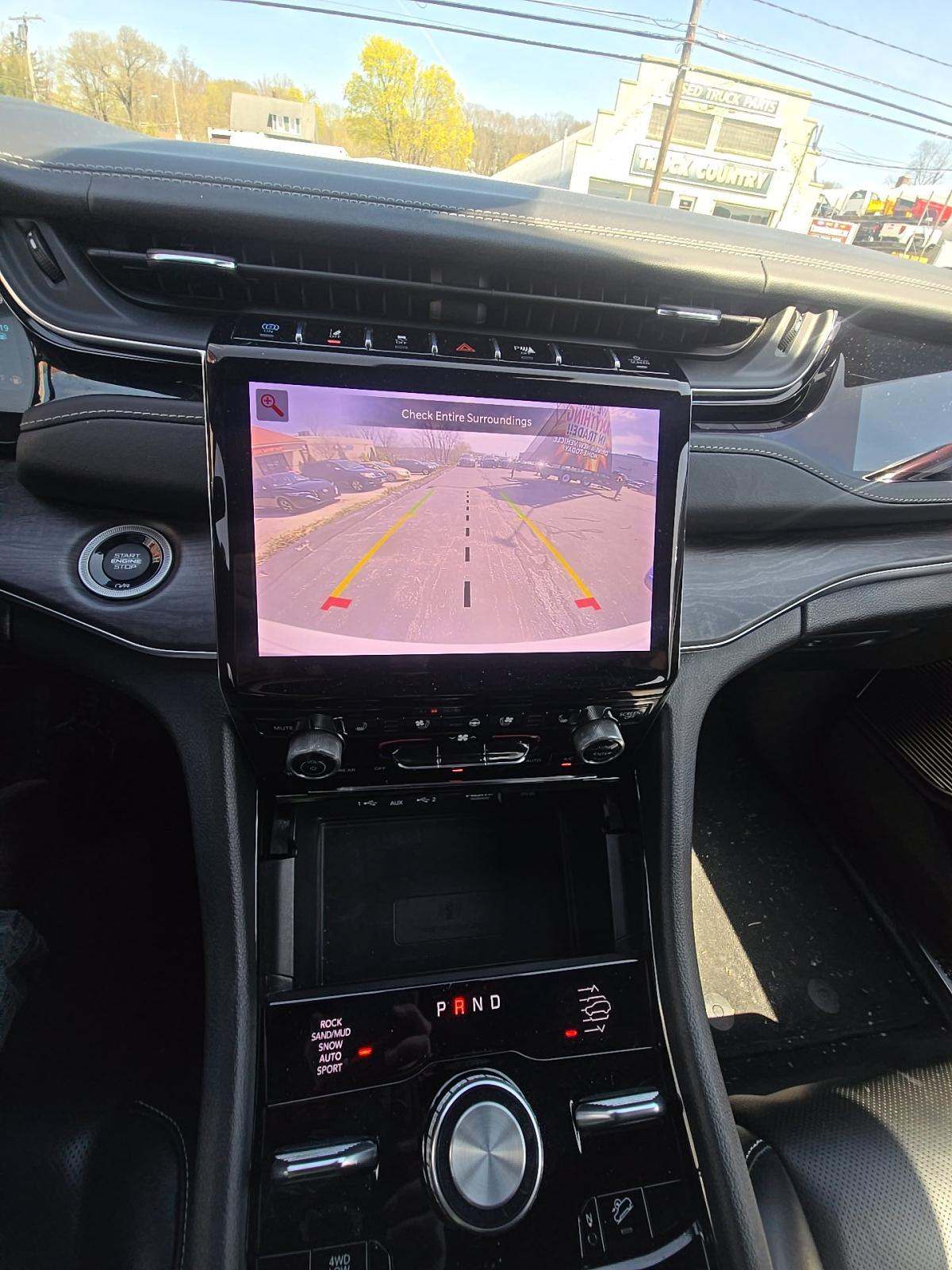 JEEP GRAND CHEROKEE - 10