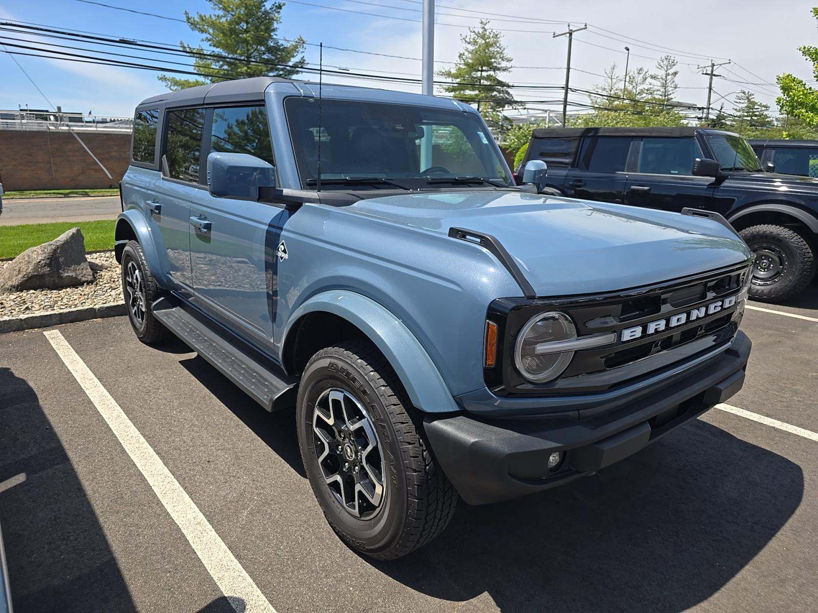 FORD BRONCO - 4