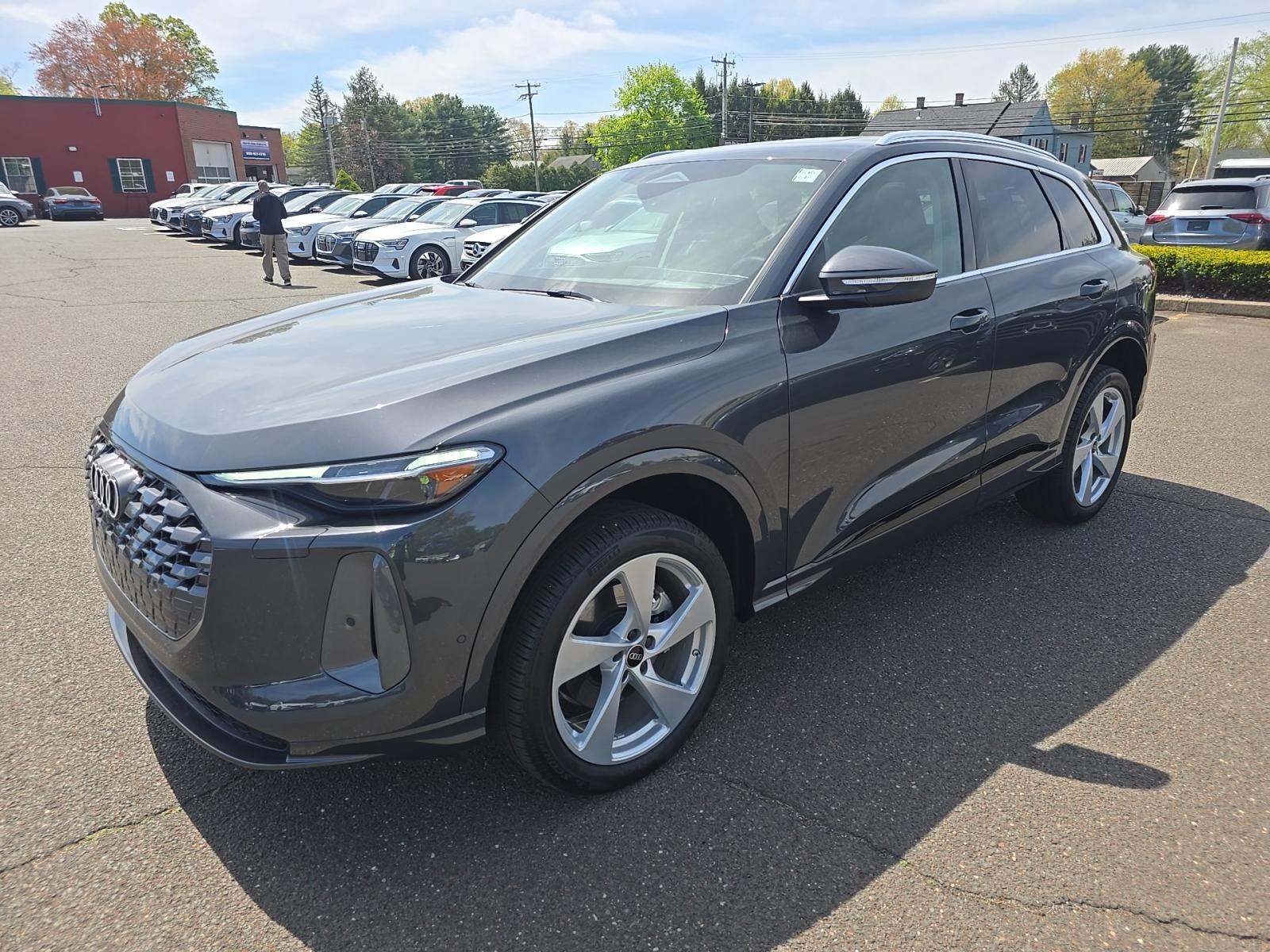 2025 Audi Q5 Premium Plus AWD