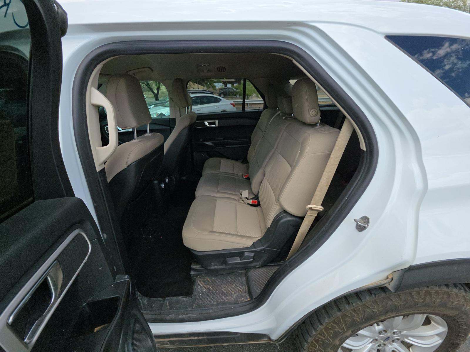 FORD EXPLORER - 9