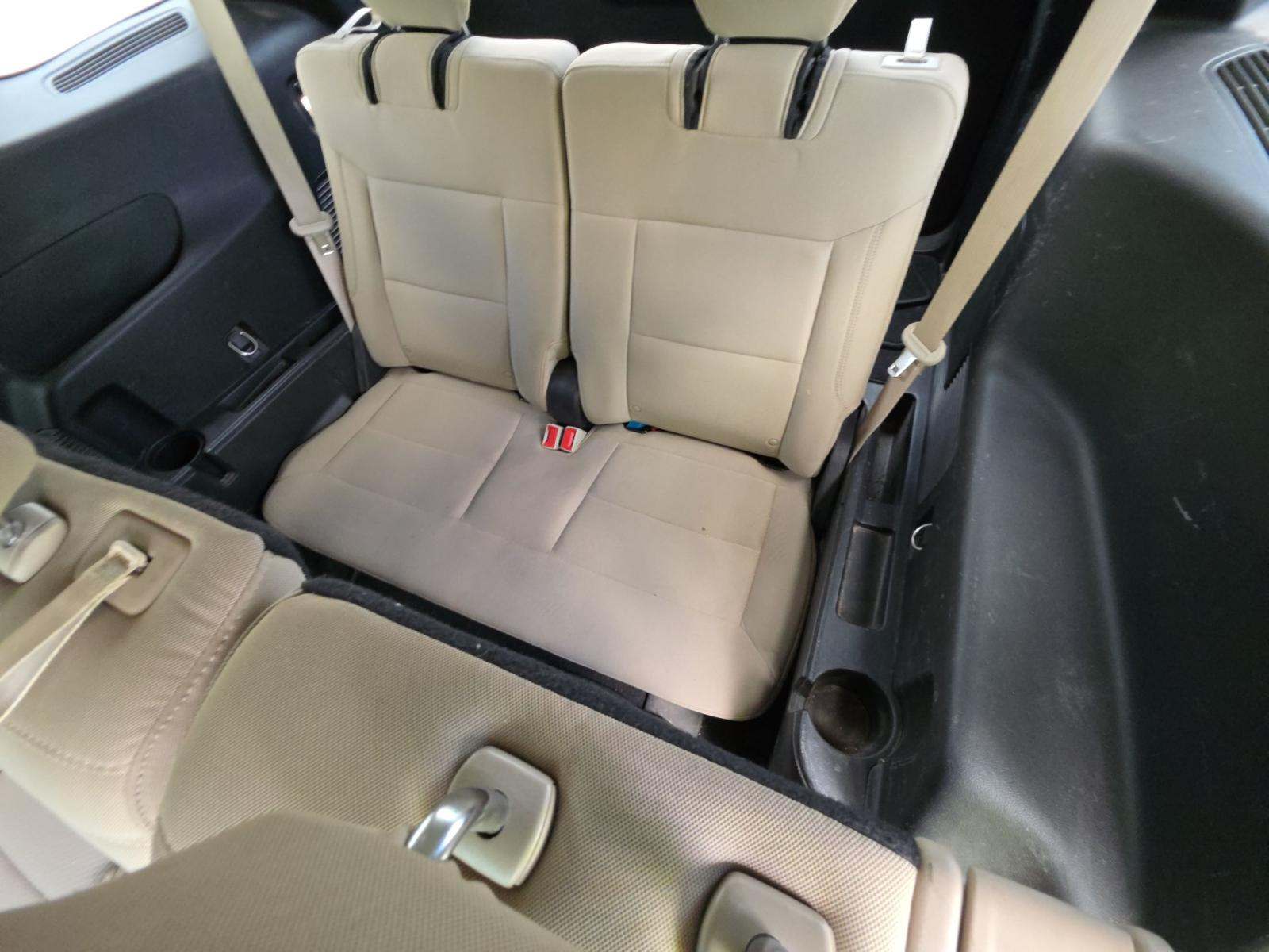 FORD EXPLORER - 10