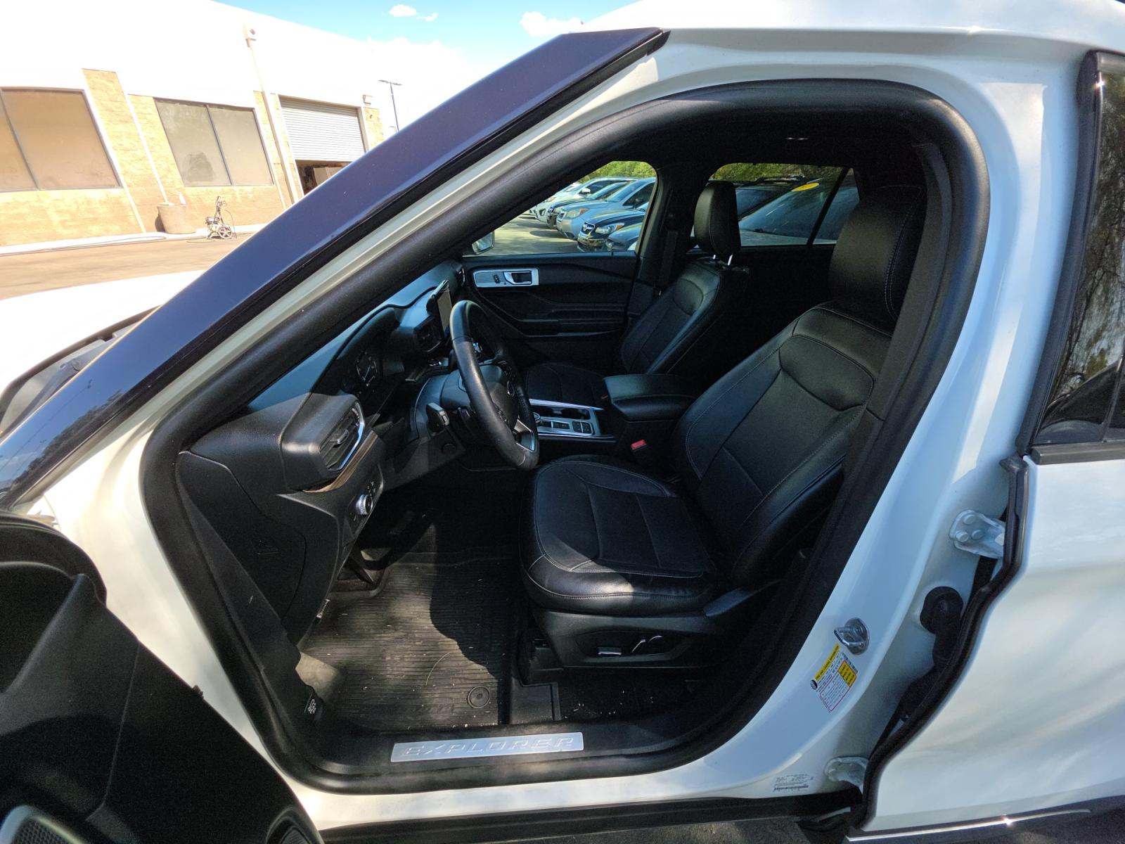 FORD EXPLORER - 6