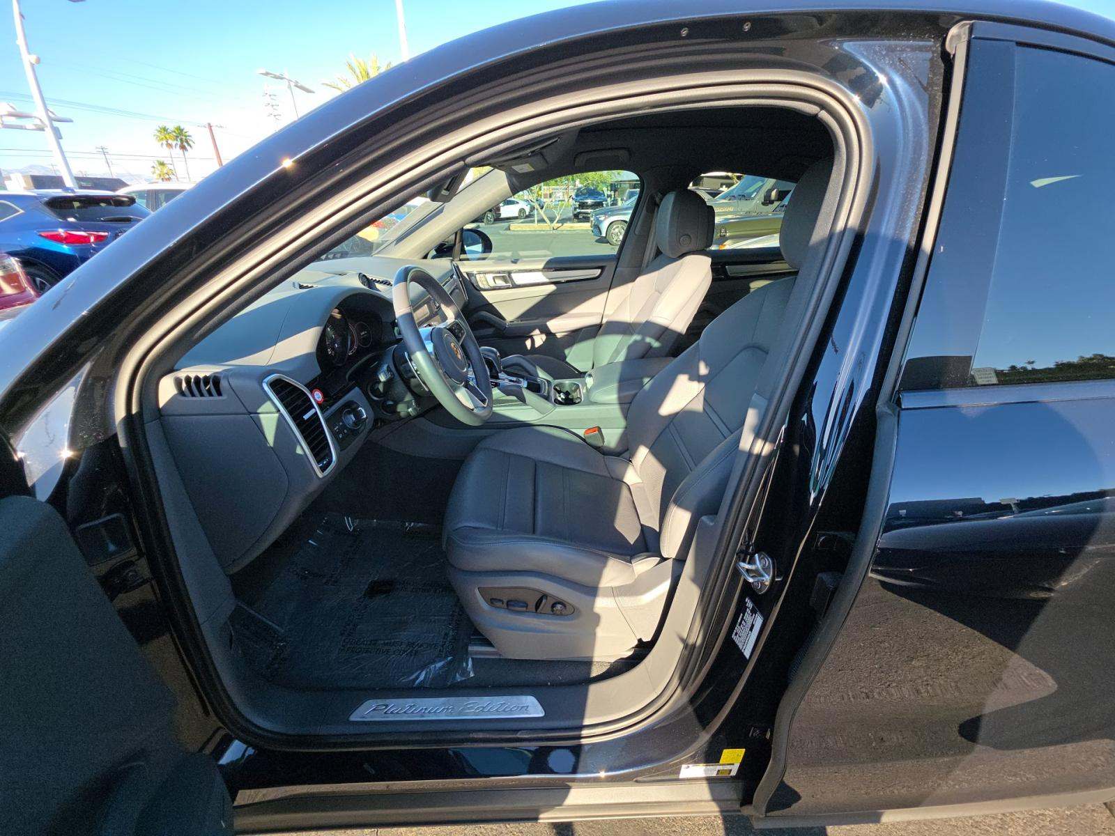 PORSCHE CAYENNE - 6