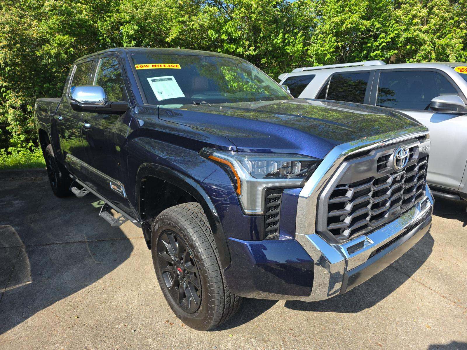 TOYOTA TUNDRA - 4