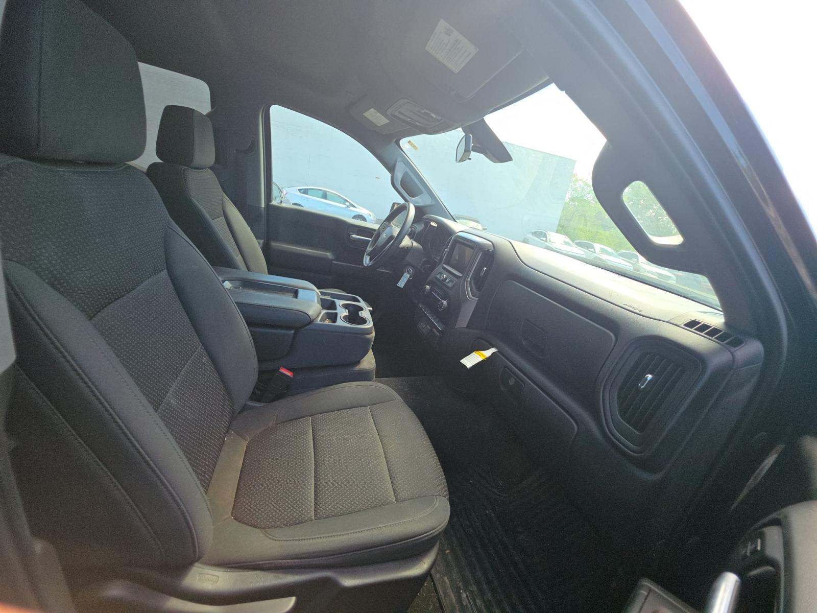 2021 Chevrolet Silverado 1500 Custom AWD