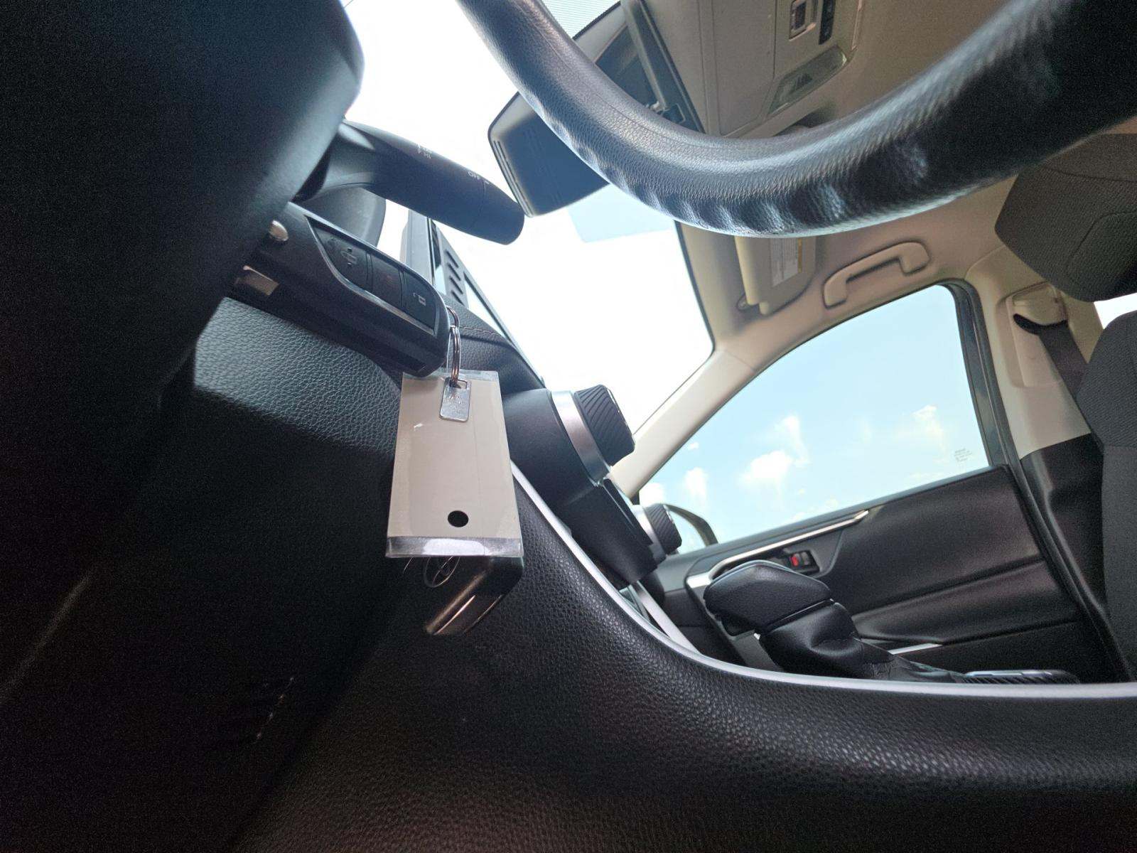 2022 Toyota RAV4 Hybrid LE AWD