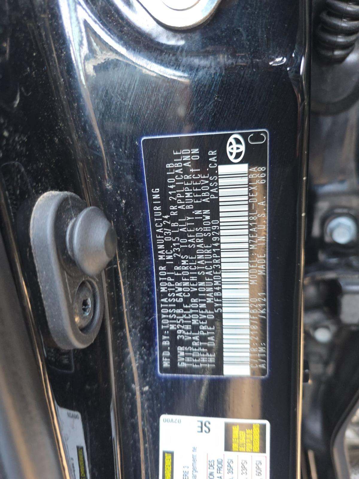 2024 Toyota Corolla LE FWD